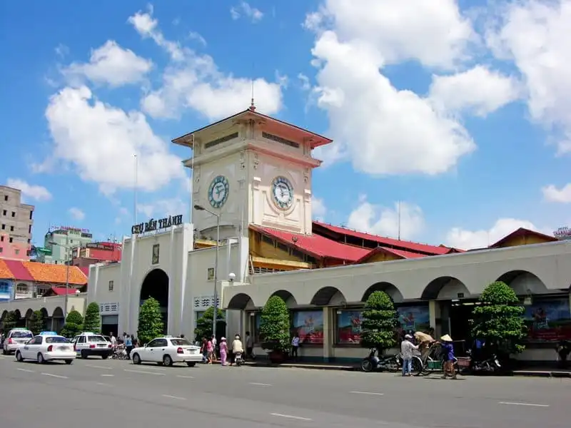 wanderlust-tips-8-diem-tham-quan-khong-the-bo-qua-tai-tphcm-vao-buoi-chieu5