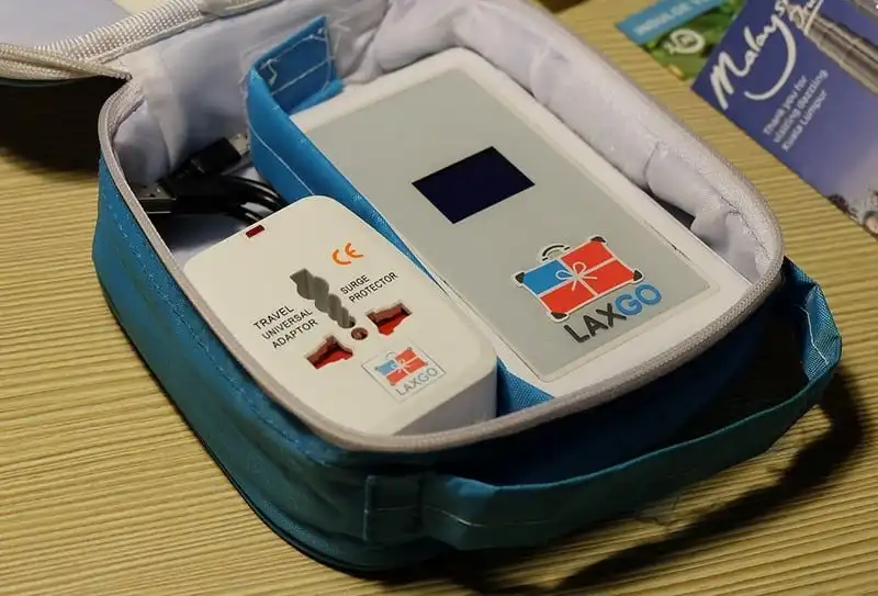 wanderlust-tips-bi-quyet-ket-noi-mang-khi-di-nuoc-ngoai-tien-loi-hon-0