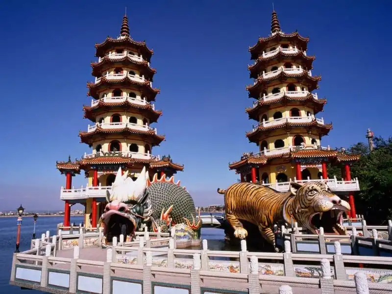 Hấp dẫn tour du lịch khám phá hòn đảo Đài Loan xinh đẹp 8 wanderlust-tips-hap-dan-tour-du-lich-kham-pha-hon-dao-dai-loan-xinh-dep-10