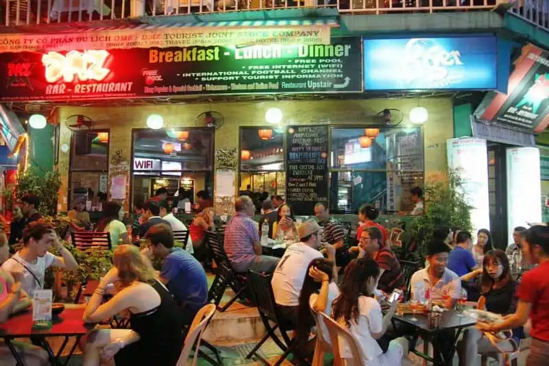 wanderlust-tips-sai-gon-thanh-pho-khong-ngu-4