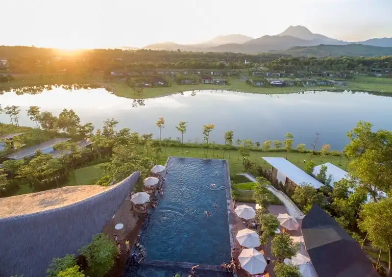 Vương quốc hoa hồng quý đầu tiên ở Việt Nam tại Flamingo Đại Lải Resort 7 wanderlust-tips-vuong-quoc-hoa-hong-quy-dau-tien-o-viet-nam-tai-flamingo-dai-lai-resort-1