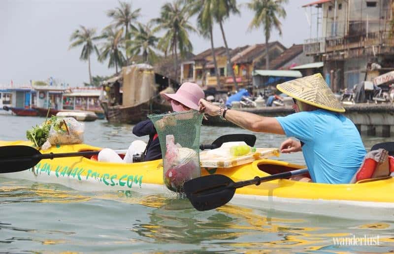 Tour du lịch xanh: Chèo Kayak nhặt rác trên sông Hoài 5 wanderlust tips tour du lich xanh cheo kayak nhat rac tren song hoai1314