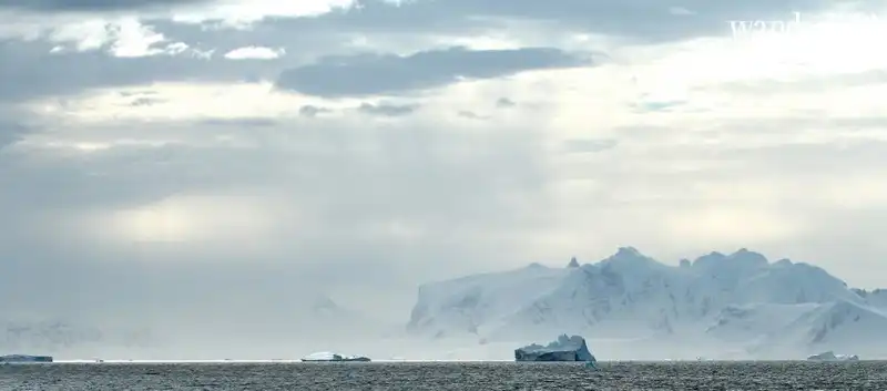 Tạp chí Du lịch Wanderlust Tips 15 địa điểm ngắm bình minh đẹp mê hồn trên thế giới