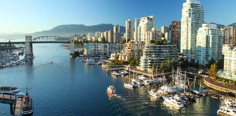 wanderlust-tip-15-thanh-pho-dep-va-lang-man-nhat-hanh-tinh-4