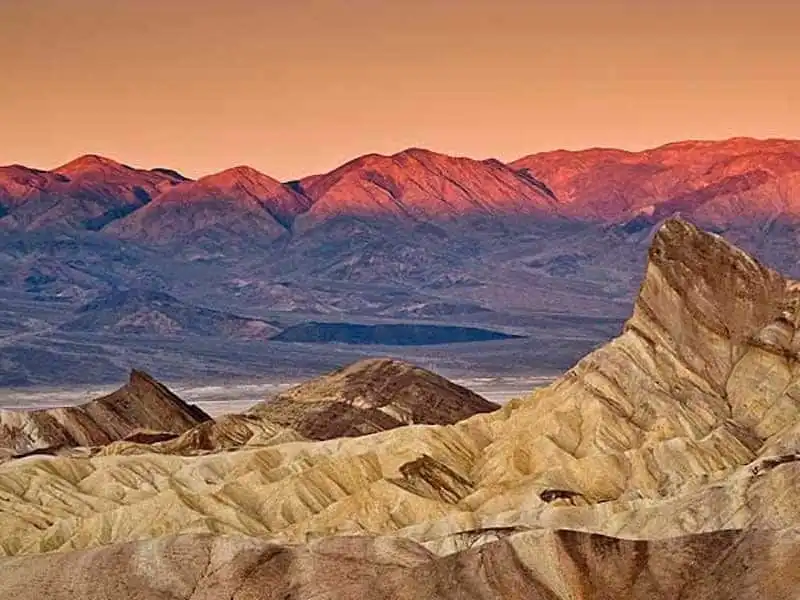 wanderlust-tip-8-dia-danh-la-lo-lua-khung-khiep-nhat-the-gioi-3