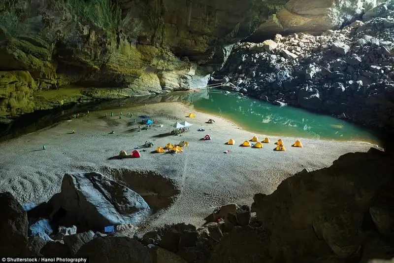Hang Sơn Đoòng lọt top địa điểm cắm trại lý tưởng nhất thế giới 5 wanderlust-tip-hang-son-doong-lot-top-dia-diem-cam-trai-ly-tuong-nhat-gioi-1