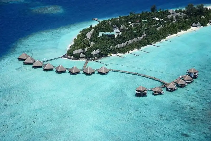 Kinh nghiệm du lịch tự túc Maldives 7 Toàn cảnh Addaran Club Ranalhi