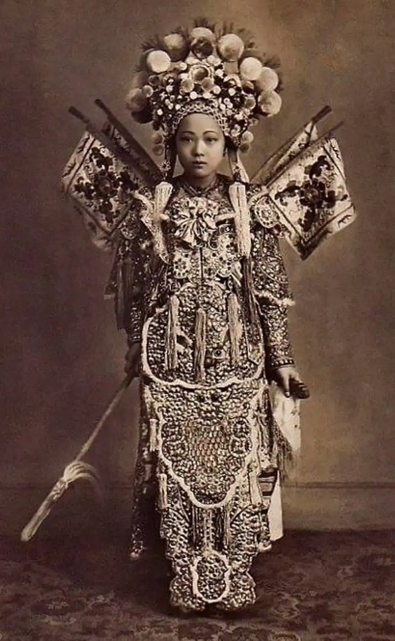 wanderlust-tip-ngam-ve-dep-nhu-tac-cua-nguoi-phu-nu-viet-nam-nhung-nam-dau-ki-20-9