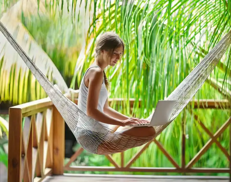 wanderlust-tips-bleisure-Loi-song-hay-nhu-cau3