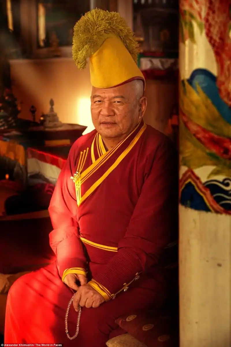 wanderlust-tips-bo-anh-chan-dung-ve-nhung-con-nguoi-noi-coi-nguon-van-minh-nhan-loai-11