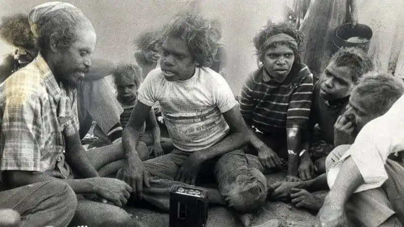 wanderlust-tips-cac-bo-toc-tu-choi-tiep-xuc-voi-nen-van-minh-hien-dai7