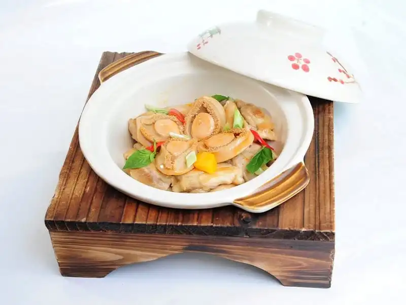 wanderlust-tips-chuong-trinh-am-thuc-thang-7-tai-khach-san-the-reverie-saigon-0