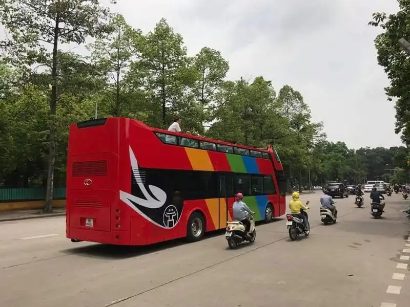 Hà Nội chạy thử nghiệm xe bus 2 tầng phục vụ khách du lịch 5 wanderlust-tips-ha-noi-chay-thu-nghiem-xe-bus-2-tang-phuc-vu-khach-du-lich-1