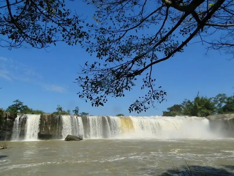 Hang động dung nham đẹp nhất Đông Nam Á ở Đăk Nông 6 wanderlust-tips-hang-dong-dung-nham-dep-nhat-dong-nam-a-o-dak-nong-4
