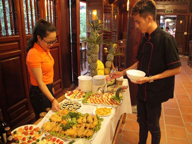 wanderlust tips khong gian am thuc goc ha noi tai nha hat mua roi viet nam 0