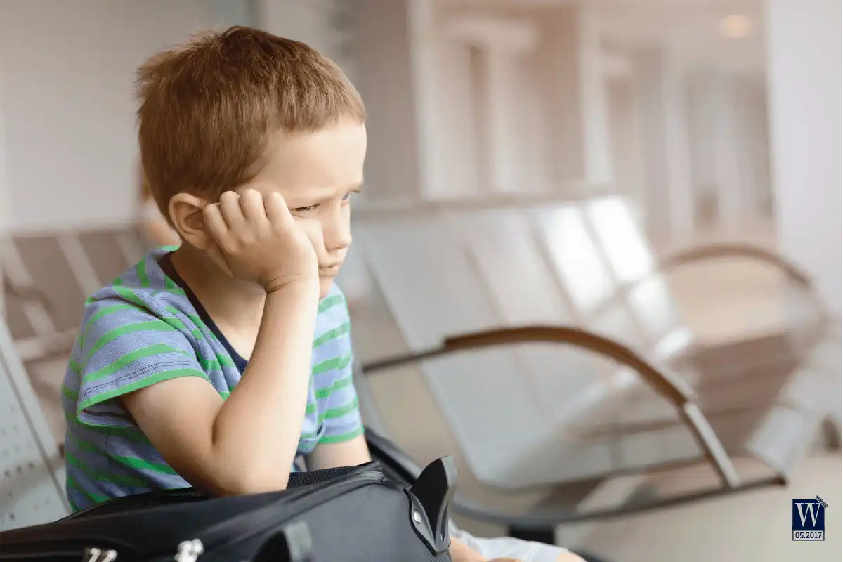 wanderlust-tips-kinh-nghiem-di-may-bay-duong-dai-voi-tre-nho-6