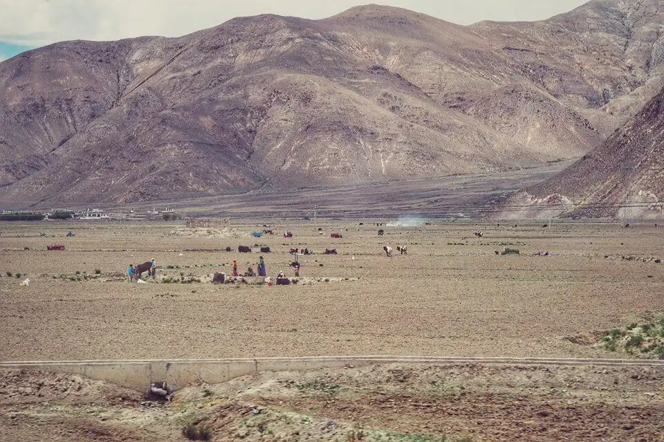 wanderlust-tips-nhat-ky-hanh-trinh-10-ngay-o-tay-tang-ky-6-8