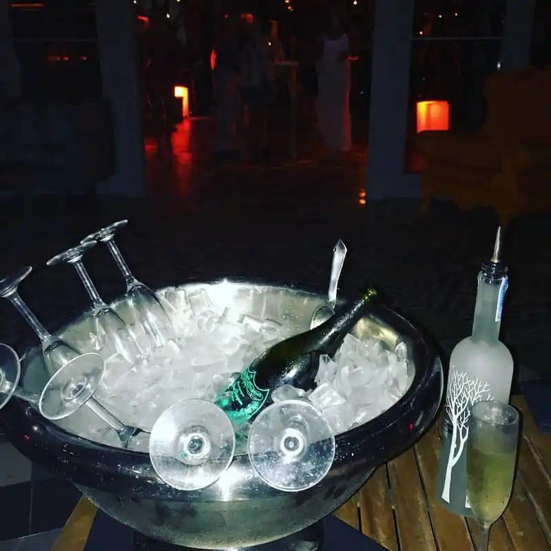 wanderlust-tips-soi-ki-nghi-sang-chanh-cua-hoi-con-nha-giau-instagram-9