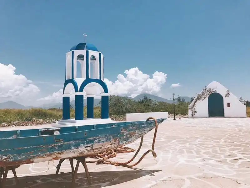 Có một "tiểu Santorini" vô cùng xinh đẹp tại Đà Nẵng 15 wanderlust-tips-tieu-santorini-tai-da-nang-dia-diem-team-song-ao-khong-bo-qua-4