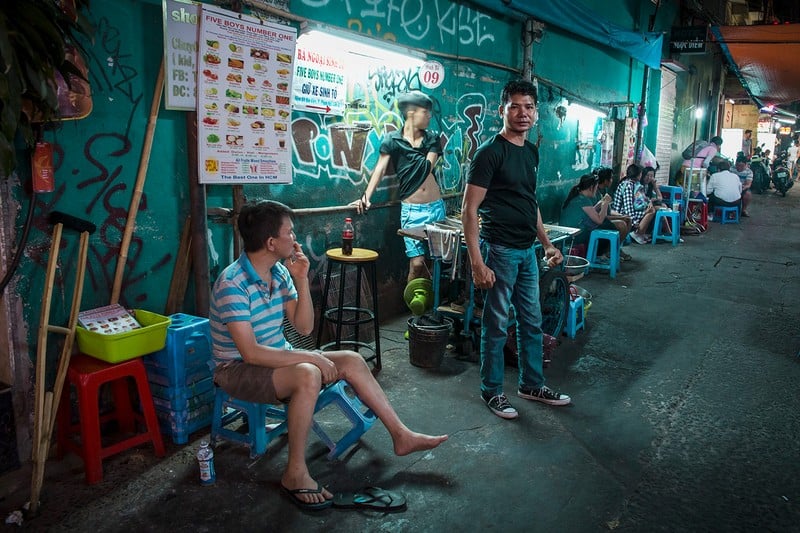 Đường phố Việt Nam lung linh sắc màu qua ống kính của nhiếp ảnh gia Ba Lan 5 wanderlust tip duong pho viet nam lung linh sac mau qua ong kinh cua nhiep anh gia ba lan 1