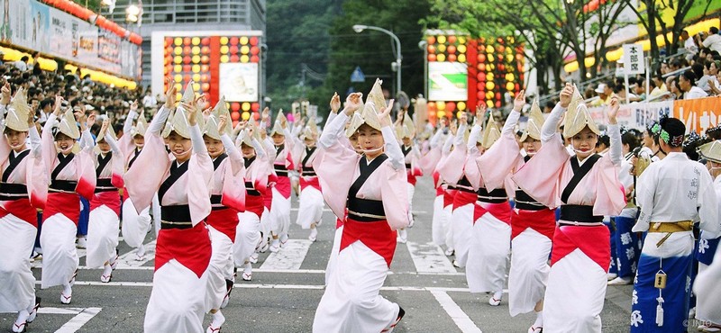 Tháng 8 đến Nhật hòa cùng không khí sôi động của Awa Dance Festival 5 wanderlust tip thang 8 nay den nhat de hoa vao khong khi soi dong cua le hoi awa dance festival 1