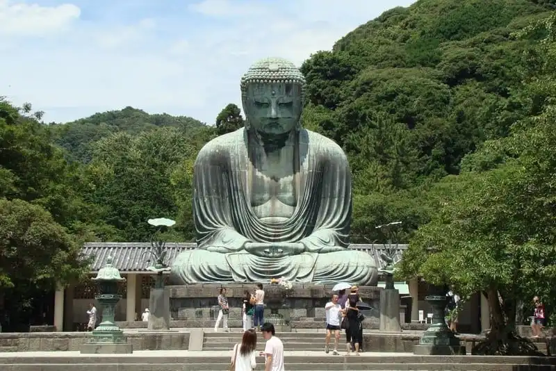 wanderlust tips 10 ngoi den co kien truc tuong nhat hanh tinh 6