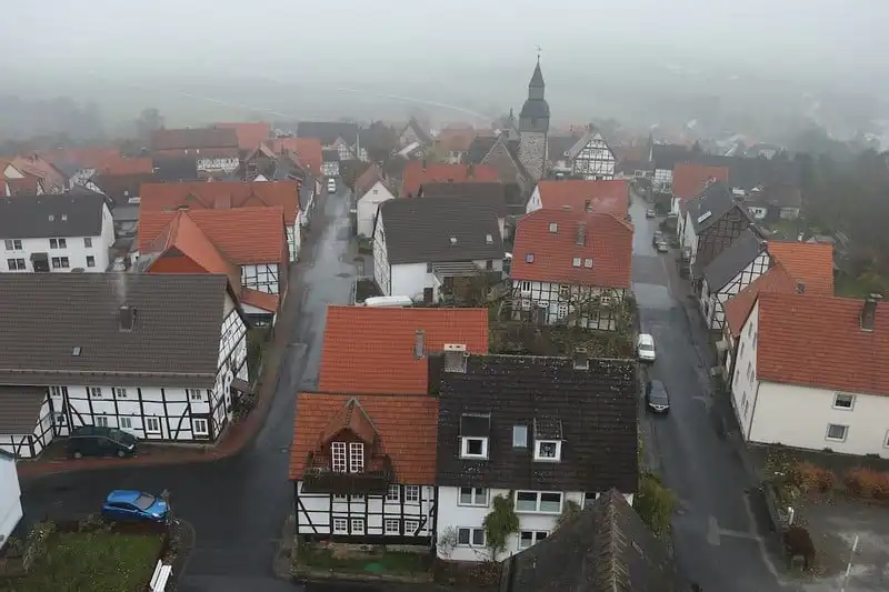 wanderlust tips 11 cung duong dep nhung nguy hiem nhat chau au 3