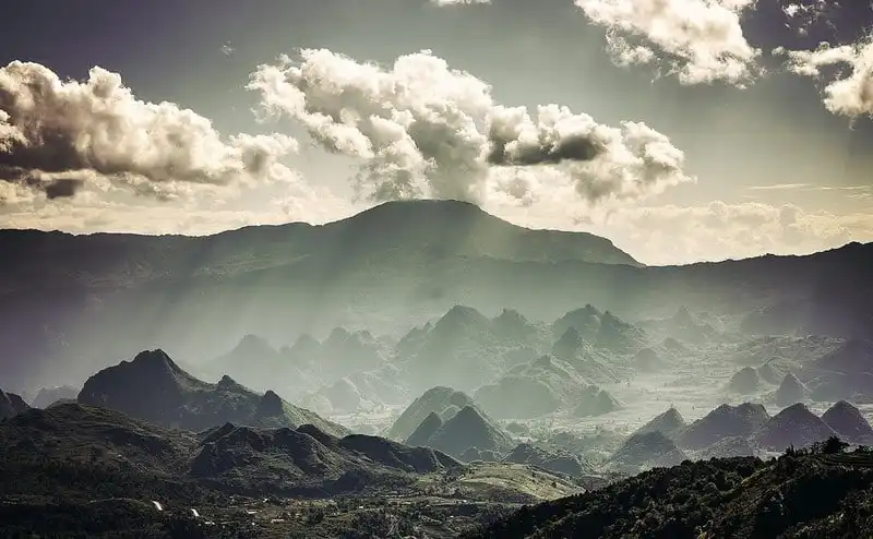 5 cung đường phượt trekking đẹp nhất Việt Nam 10 wanderlust tips 5 cung duong phuot trekking dep nhat viet nam 7