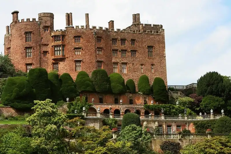 wanderlust tips 5 lau dai ma am rung ron nhat the gioi 4