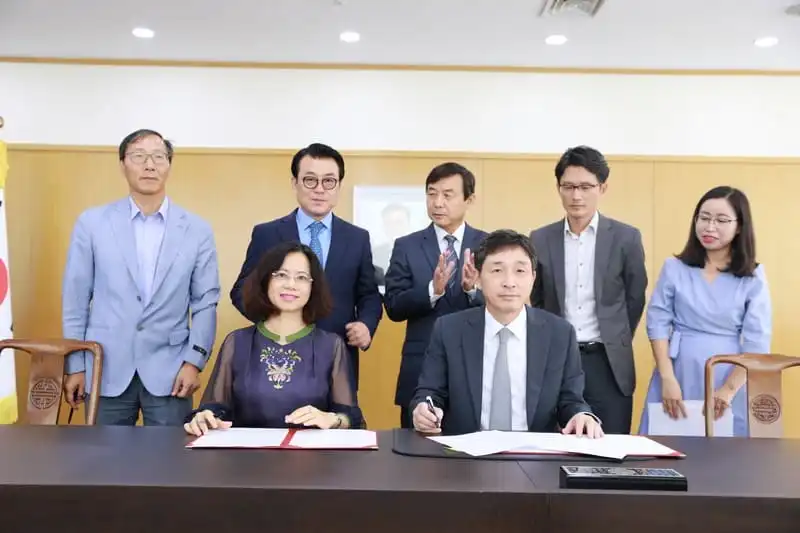 Hàn Quốc nới lỏng chính sách thị thực cho công dân Việt Nam 5 wanderlust tips han quoc noi long chinh sach thi thuc cho cong dan viet nam 1