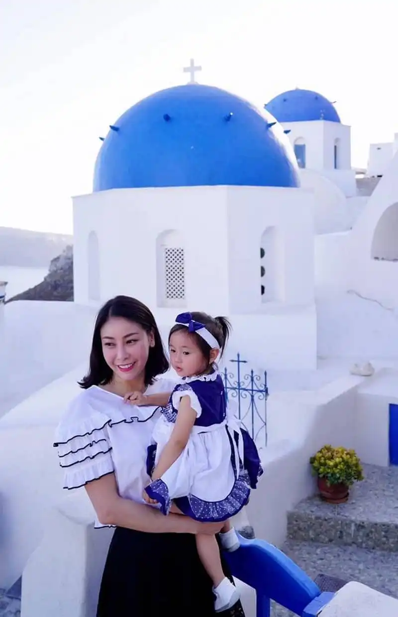 wanderlust tips hoa hau ha kieu anh ky niem ngay cuoi o santorini hy lap 5