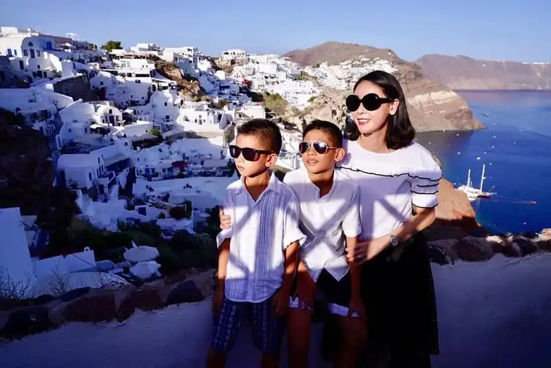 wanderlust tips hoa hau ha kieu anh ky niem ngay cuoi o santorini hy lap 8