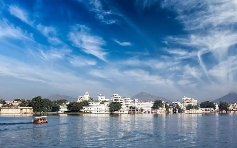 wanderlust tips hoi lot top 15 thanh pho hap dan nhat gioi 2