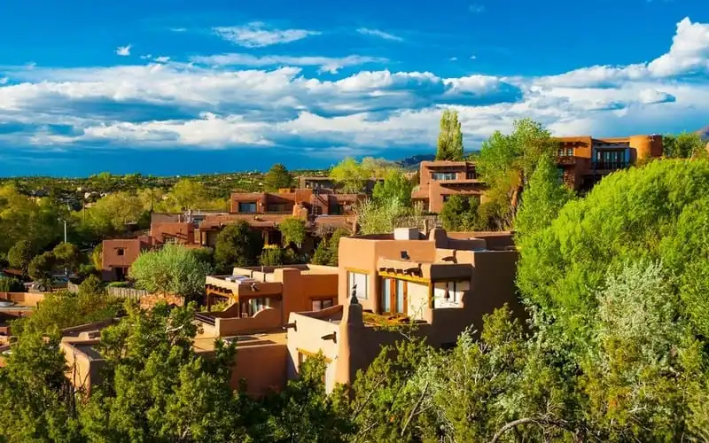 wanderlust tips hoi lot top 15 thanh pho hap dan nhat gioi 5