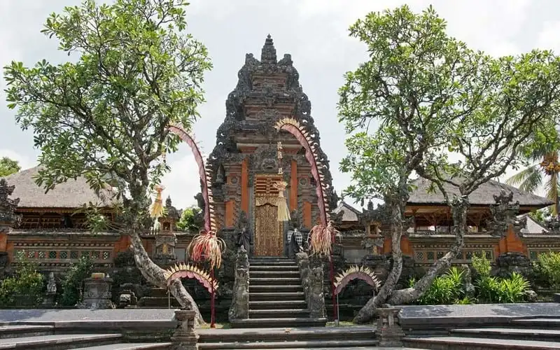 wanderlust tips hoi lot top 15 thanh pho hap dan nhat gioi 7