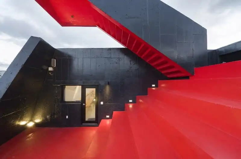 wanderlust tips hostel co thiet ke doc dao nhu trong phim vien tuong 8