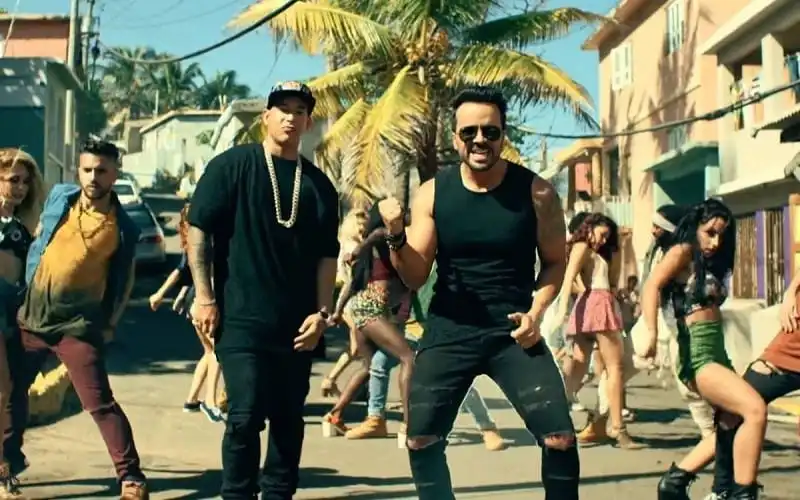 wanderlust tips khach du lich den puerto rico tang 45 nho sieu hit despacito 1