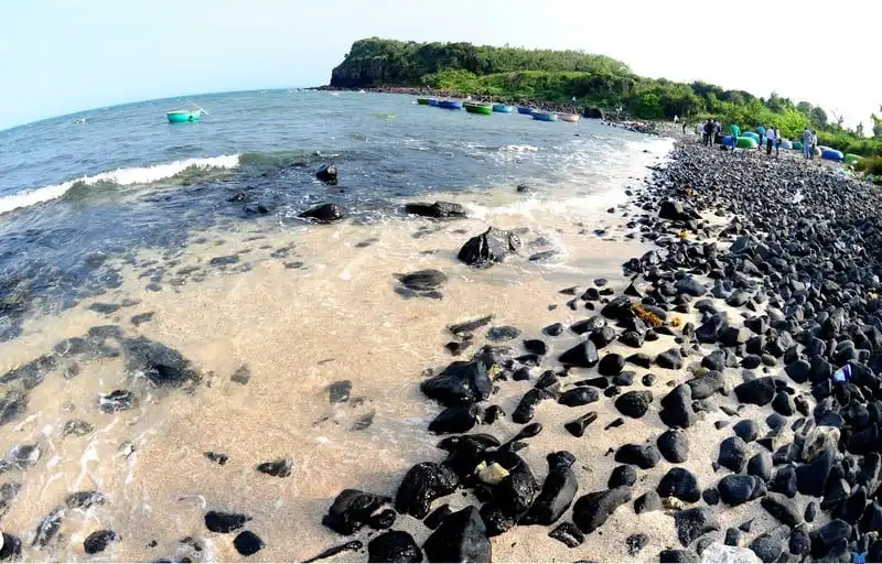 wanderlust tips kham pha ve dep nguyen so cua ghanh yen quang ngai 3