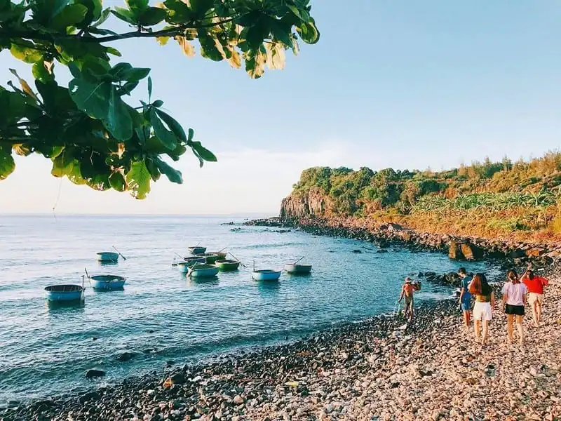 Khám phá vẻ đẹp nguyên sơ của Gành Yến, Quảng Ngãi 7 wanderlust tips kham pha ve dep nguyen so cua ghanh yen quang ngai 5