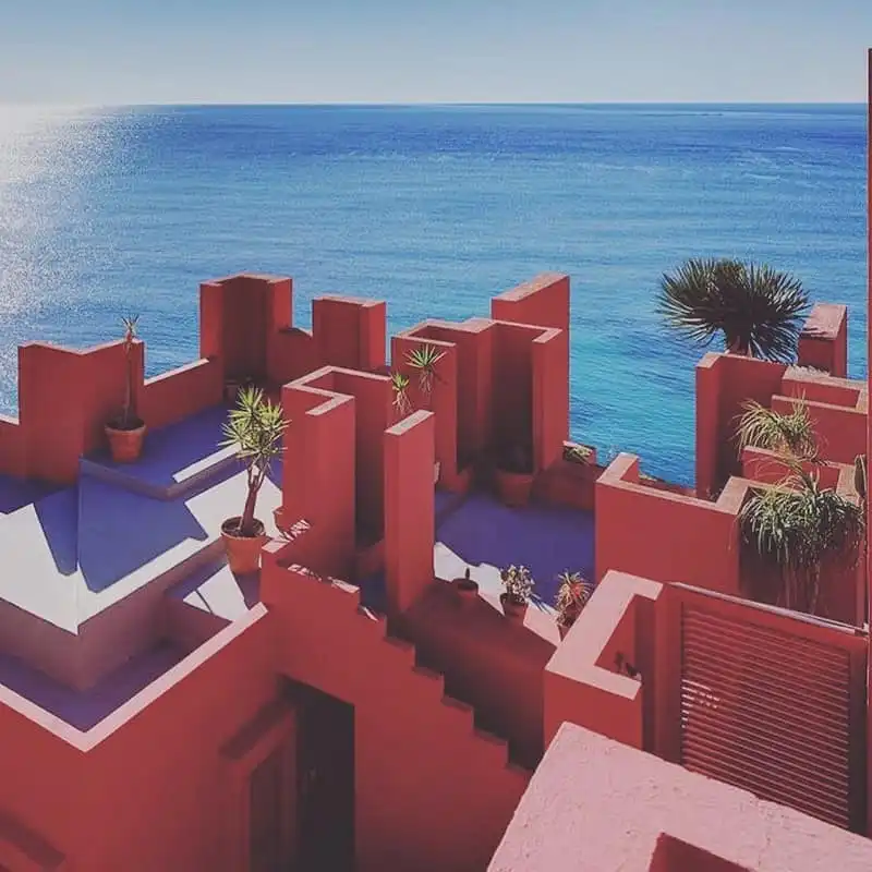 Lạc bước tới "Pháo đài hồng" ở Tây Ban Nha 15 wanderlust tips lac buoc toi phao dai hong o tay ban nha 11