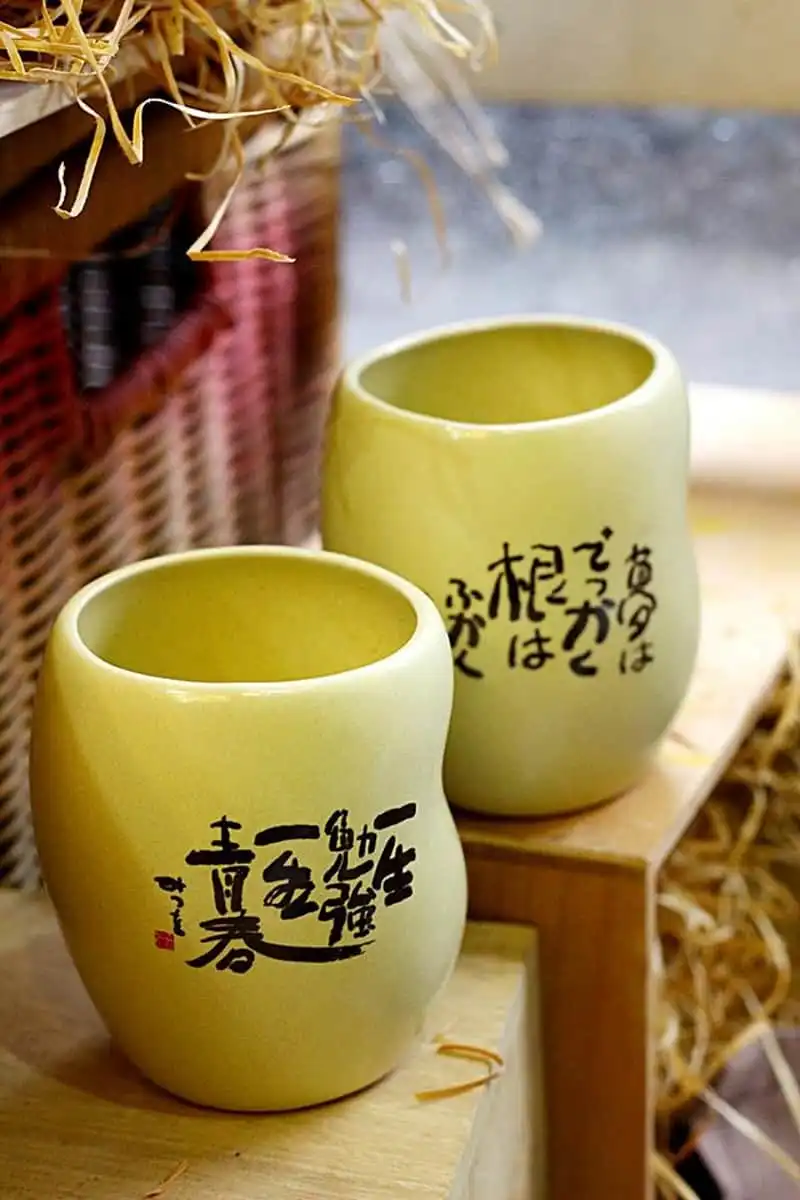 wanderlust tips me man voi 5 tiem gom nho xinh giua long ha noi 2