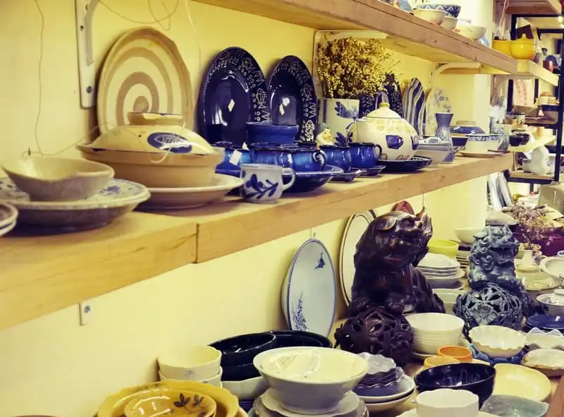 wanderlust tips me man voi 5 tiem gom nho xinh giua long ha noi 363