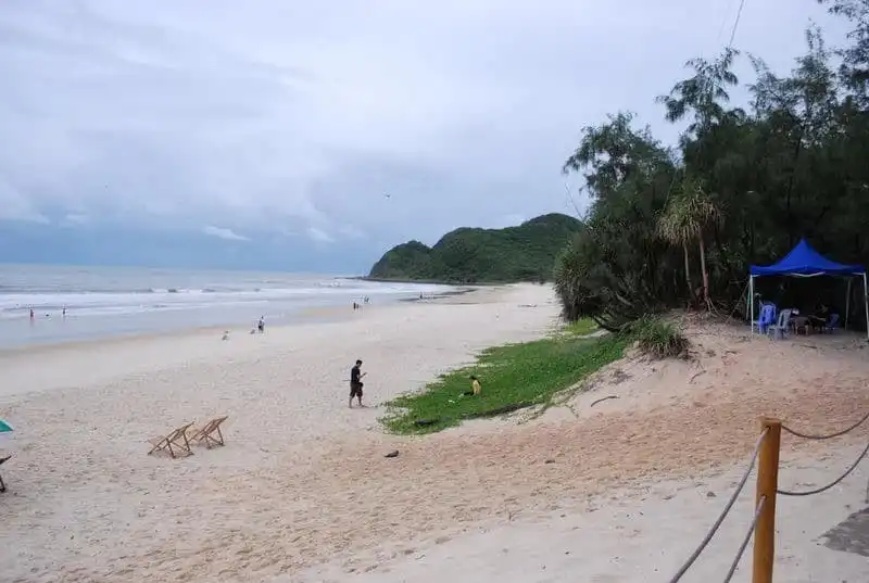 wanderlust tips tan huong binh yen o bai bien son hao dao quan lan 2