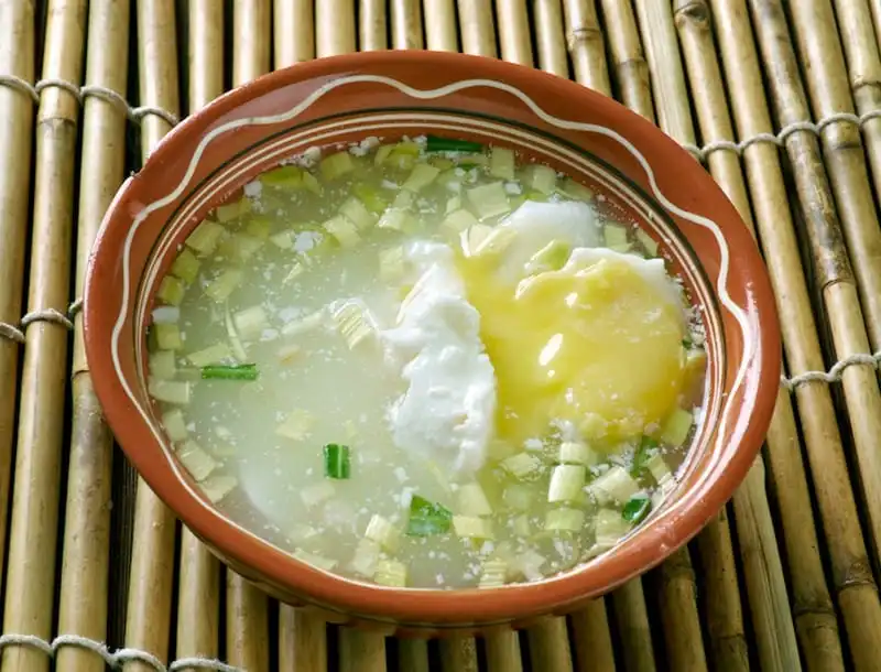 wanderlust tips thuong thuc 17 bua an sang dac trung cua cac quoc gia tren the gioi 6