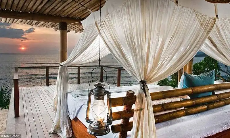 wanderlust tips top 10 khu nghi duong tot nhat hanh tinh nam 2017 3