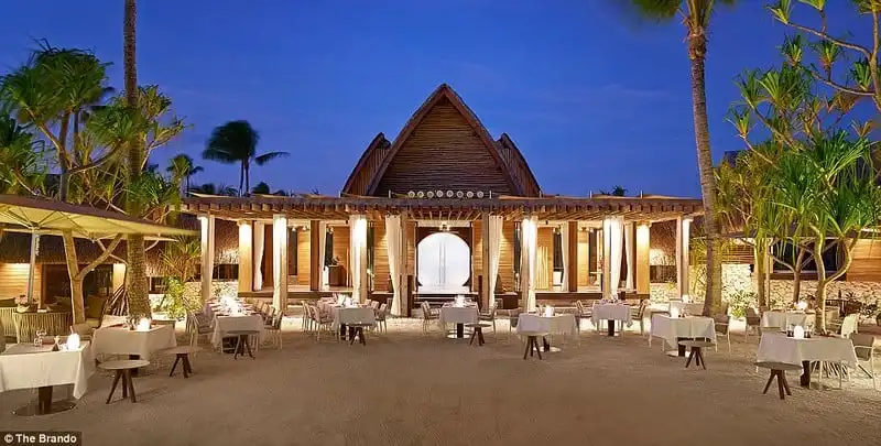 wanderlust tips top 10 khu nghi duong tot nhat hanh tinh nam 2017 4