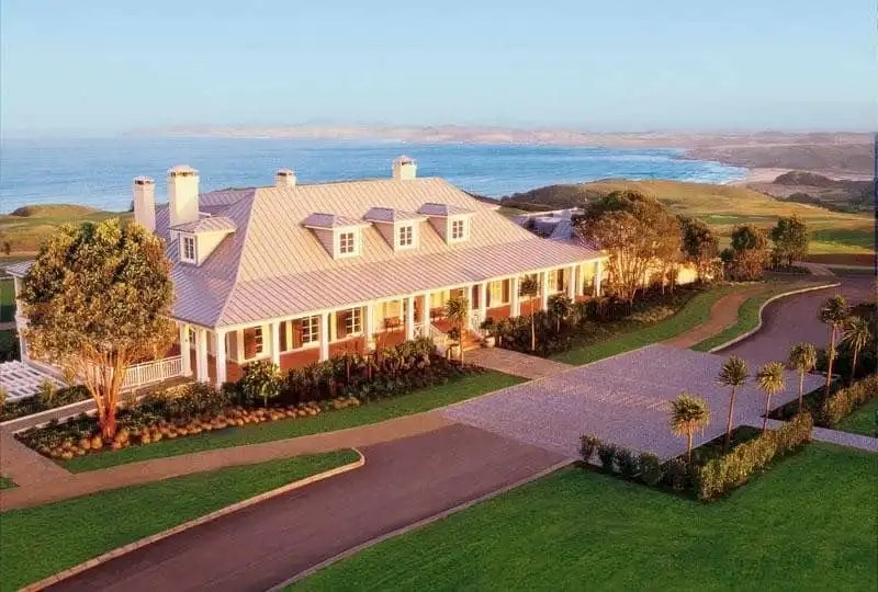 wanderlust tips top 10 khu nghi duong tot nhat hanh tinh nam 2017 6