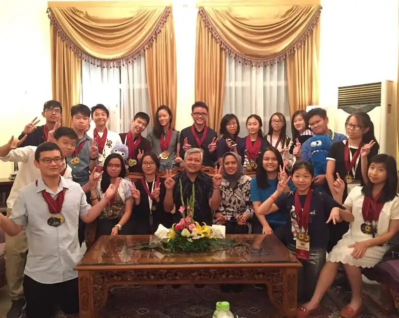 wanderlust tips vong loai the gioi world scholars cup 2017 tai indonesia 2