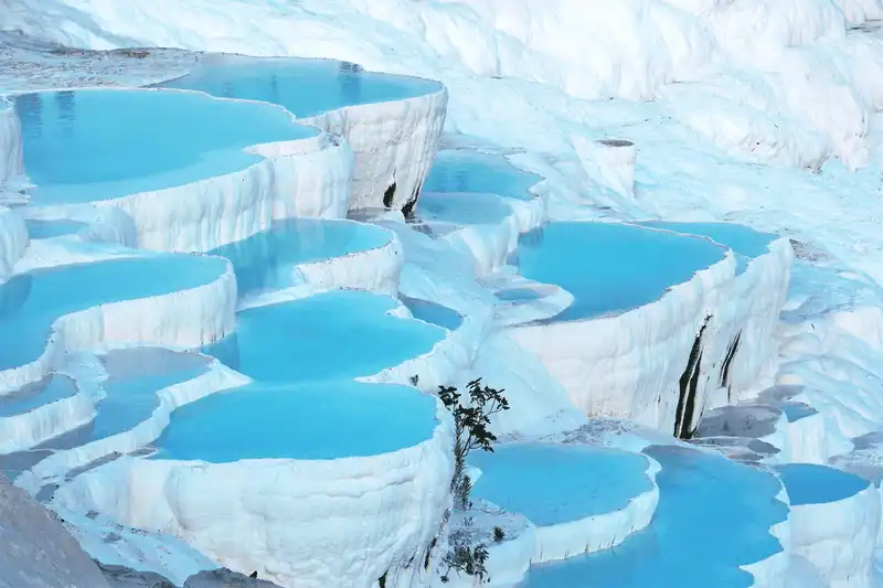 wanderlust tips 16 dia diem lich su va thang canh ban nen den mot lan trong doi 13