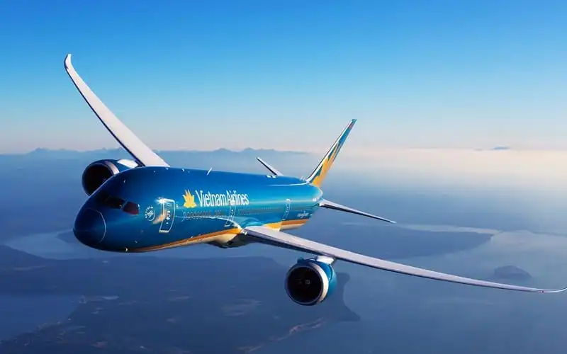 wanderlust tips chuong trinh khuyen mai lon mua thu vang cua vietnam airlines